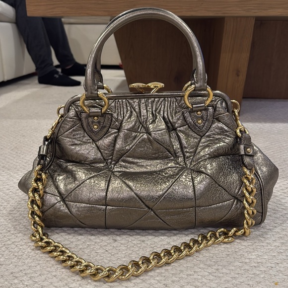 Marc Jacob’s metallic handle bag - Picture 2 of 6